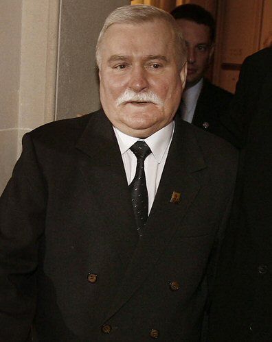 Wałęsa: na miejscu prezydenta zrezygnowałbym z funkcji