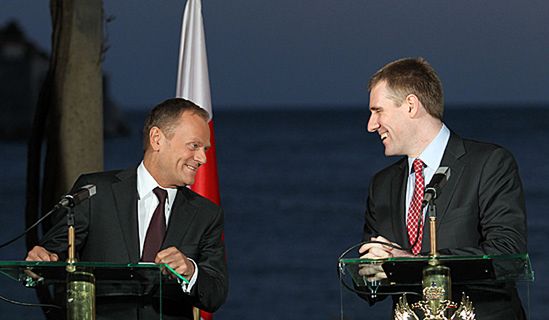 Tusk: Polska w pełni popiera unijne aspiracje Czarnogóry