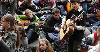 Jest rekord: "Hey Joe" na 1931 gitar