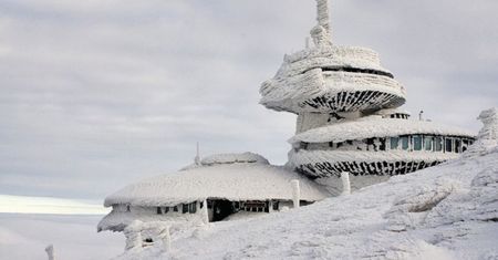Karpacz. Wyciągi narciarskie, lodowiska i snowtubing. Co robić zimą?