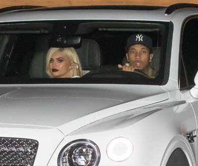 Tyga stracił ferrari, ale dostał od Kylie Jenner bentleya