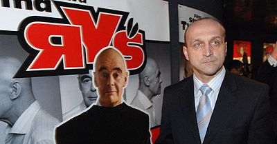 Kwaśniewska i Marcinkiewicz na premierze "Rysia"