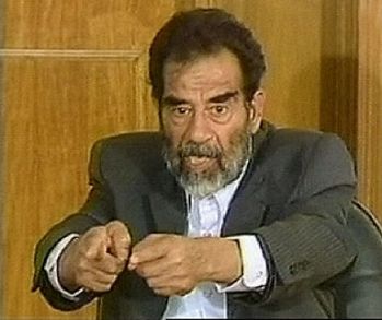 Amerykańskie echa przesłuchania Saddama Husajna