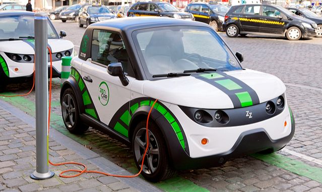 Elektryczne samochody muszą być słyszalne. Nowe prawo będzie obowiązywać w USA
