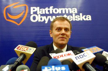 Nie chcemy przestępców i szaleńców w Sejmie - mówi Tusk