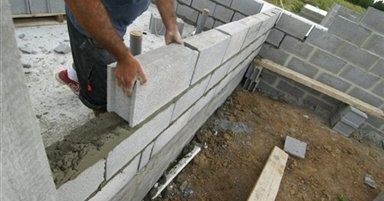 Połowa Internautów chce wyjechać z kraju!