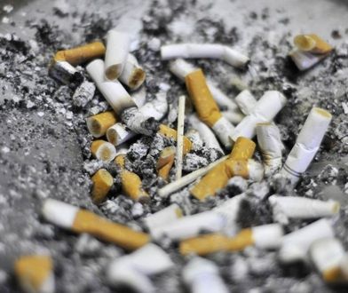 Za palenie papierosów 100 zł albo sąd. Gdzie?