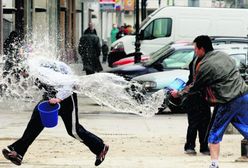 Policja ma paragrafy na śmigusa-dyngusa