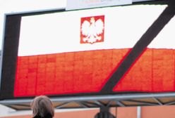 Uroczystości żałobne na telebimach w Łodzi
