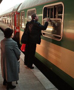 Chaos na dworcu PKP Katowice. Sprzedają bilety na odwołane pociągi