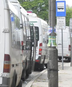 Kierowca busa pomylił bagaże. Pasażer walczy o zwrot odszkodowania