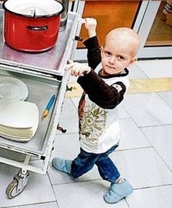 Matka zostawiła w szpitalu chorego na raka synka