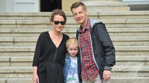 M jak miłość, Ala (Olga Frycz), Paweł (Rafał Mroczek), Basia (Gabriela Raczyńska)
