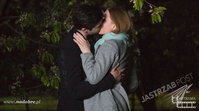 Wiktoria (Katarzyna Dąbrowska), Adam (Grzegorz Daukszewicz) w 604 odcinku ''Na dobre i na złe''
Fotografia: nadobretvp.pl