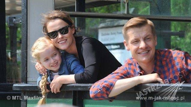M jak miłość, Ala (Olga Frycz), Paweł (Rafał Mroczek), Basia (Gabriela Raczyńska), fot: mjakmilosc.tvp.pl