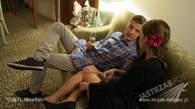 M jak miłość, Ala (Olga Frycz), Paweł (Rafał Mroczek), fot: mjakmilosc.tvp.pl