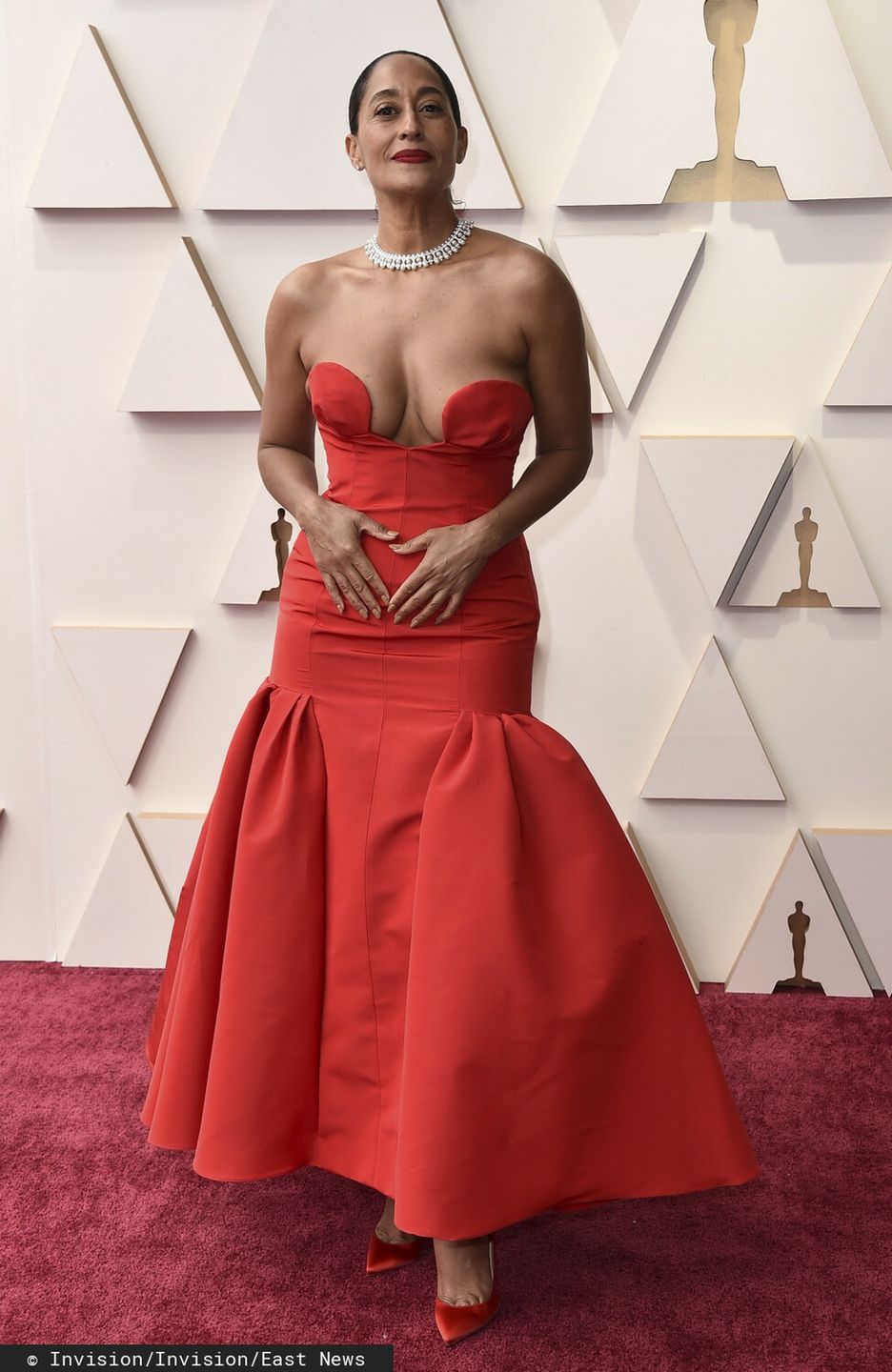 Tracee Ellis Ross – Oscary 2022, kreacja: Carolina Herrera