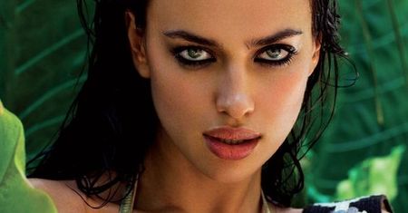 Irina Shayk - nieskromna sesja plażowa!