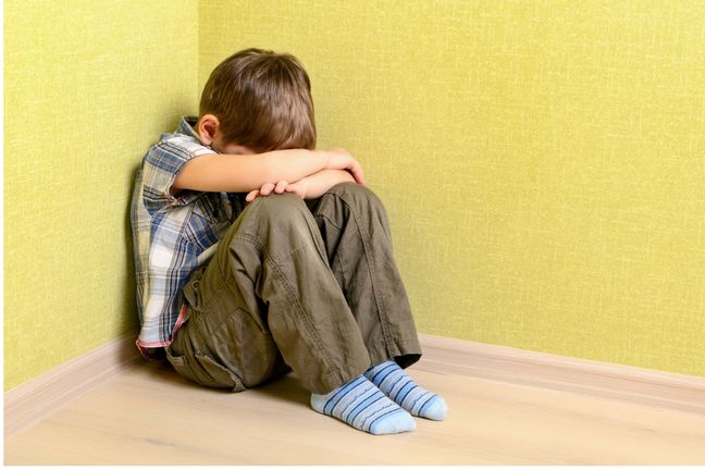Ignorowanie dziecka i ubliżanie to destrukcyjne sposoby karania 