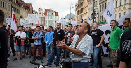 Polska coraz mniej przyjazna obcokrajowcom. Rośnie liczba rasistowskich napaści
