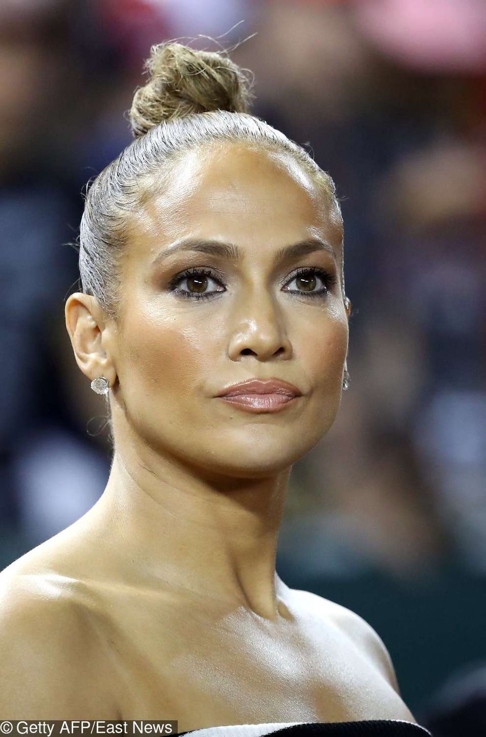 Jennifer Lopez w sukience w biało-czarne pasy i Alex Rodriguez na randce