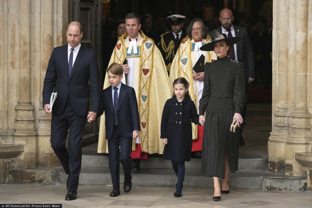 Kate, William, Charlotte i George