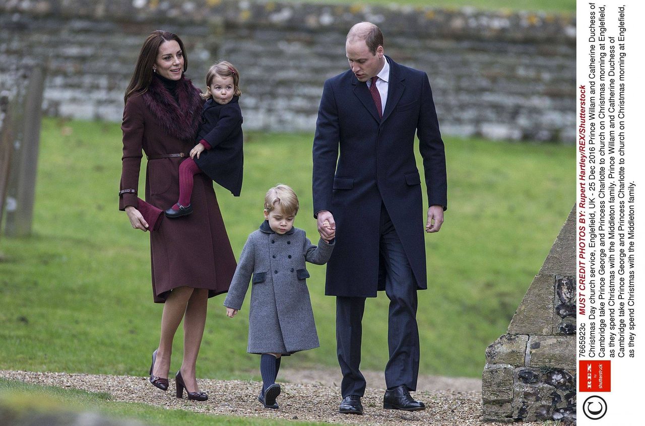 Księżna Kate z dziećmi w Bucklebury