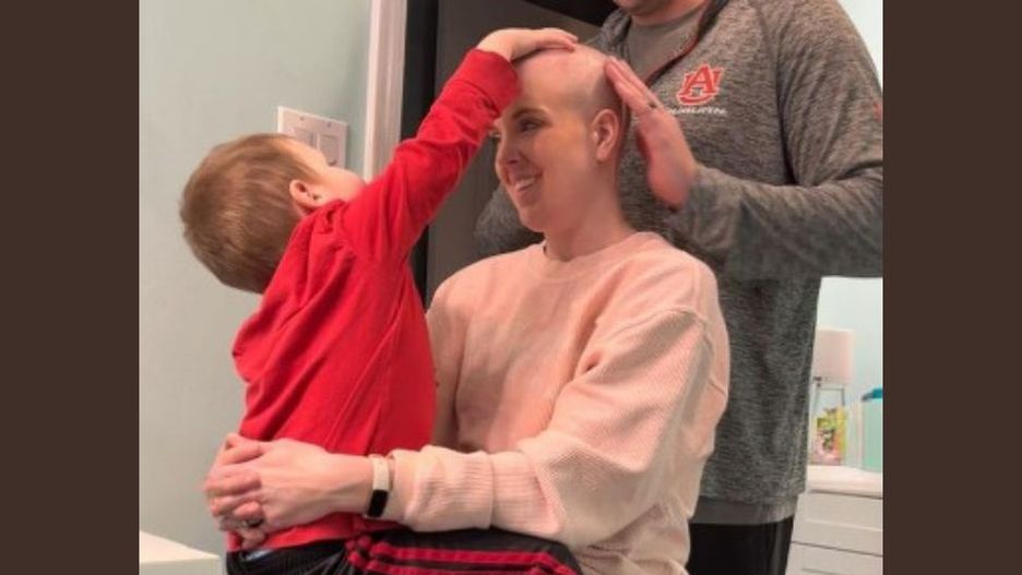 Myślała, że jest w ciąży. Okazało się, że to rak