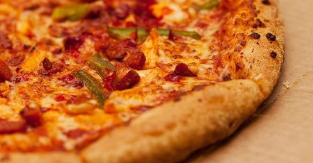 Przygotuj zdrowszą wersję pizzy - sprawdź jak!