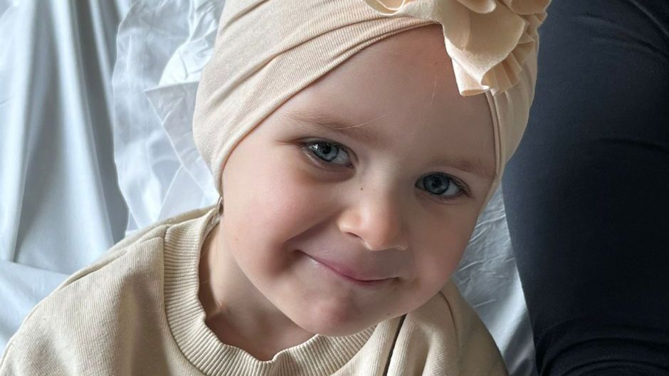 Lekarze bagatelizowali objawy. 3-latka walczy z nowotworem