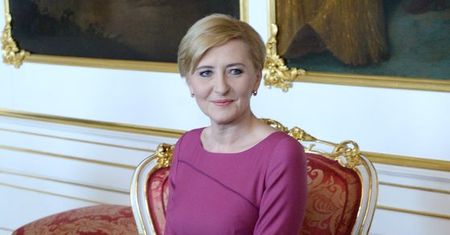 Jak Polacy oceniają Agatę Dudę?