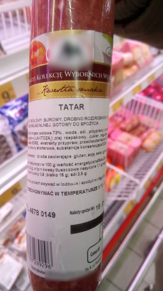 W składzie mięsa znajdują się m.in. azotyn sodu i glutaminian sodu