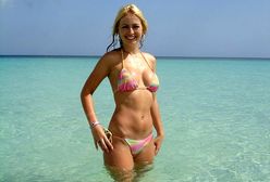 Plażowe tarapaty blondynki...