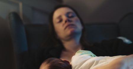 Niezwykłe odkrycie badaczy z Wrocławia. Emocje matki wpływają na jej mleko
