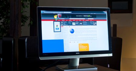 BenQ EW2730V — wielofunkcyjny gigant