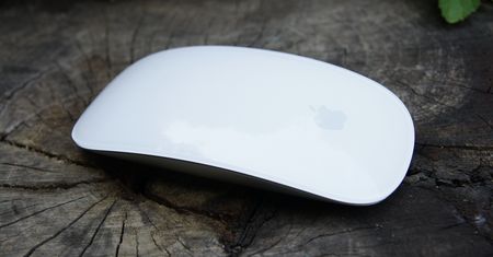 Apple Magic Mouse — potrafi oczarować