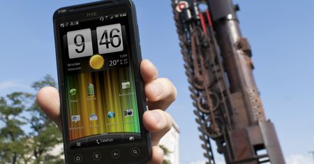 HTC EVO 3D — trzeci wymiar bez okularów