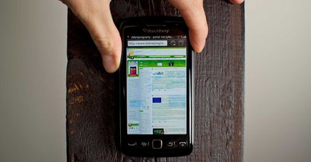 Pełne kontrastów BlackBerry Torch 9860