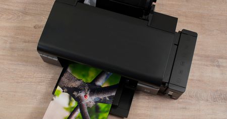 Epson L800 — drukarka foto z cysterną