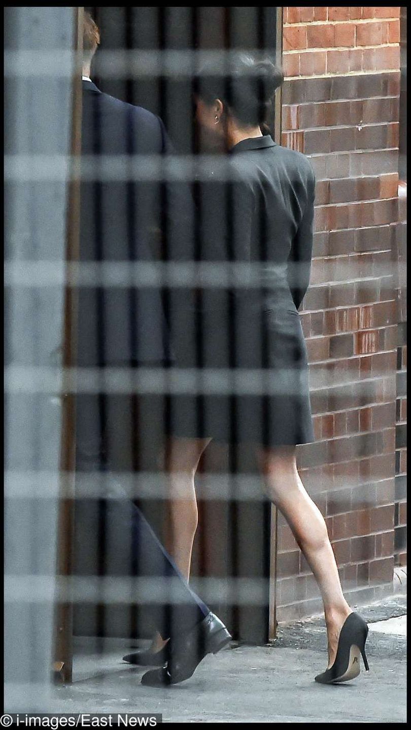 Książę Harry i Meghan Markle w mini na musicalu Hamilton w Londynie
