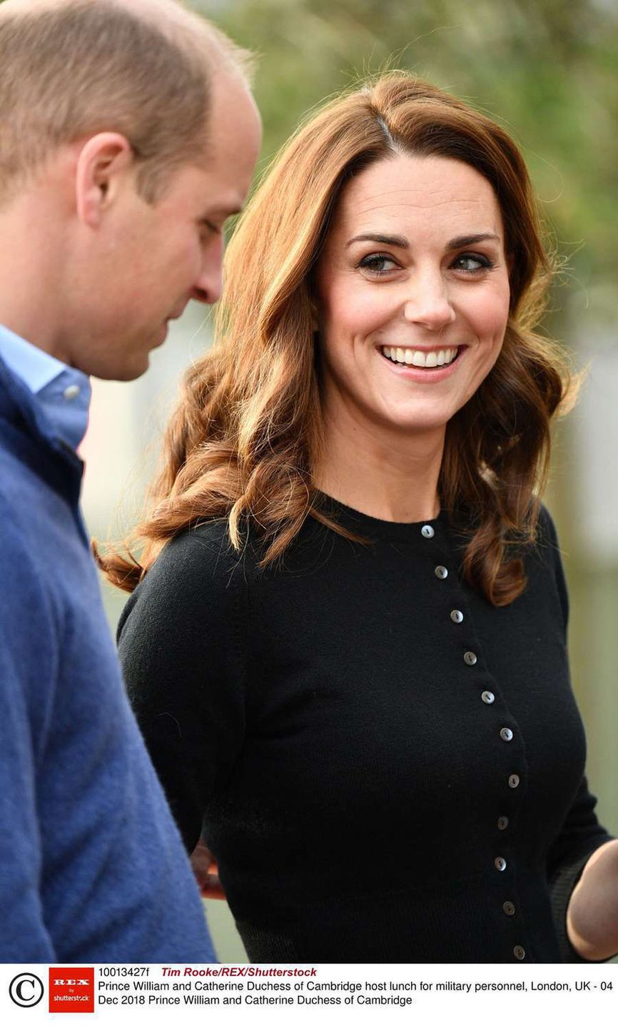 Księżna Kate i książę William na świątecznym przyjęciu