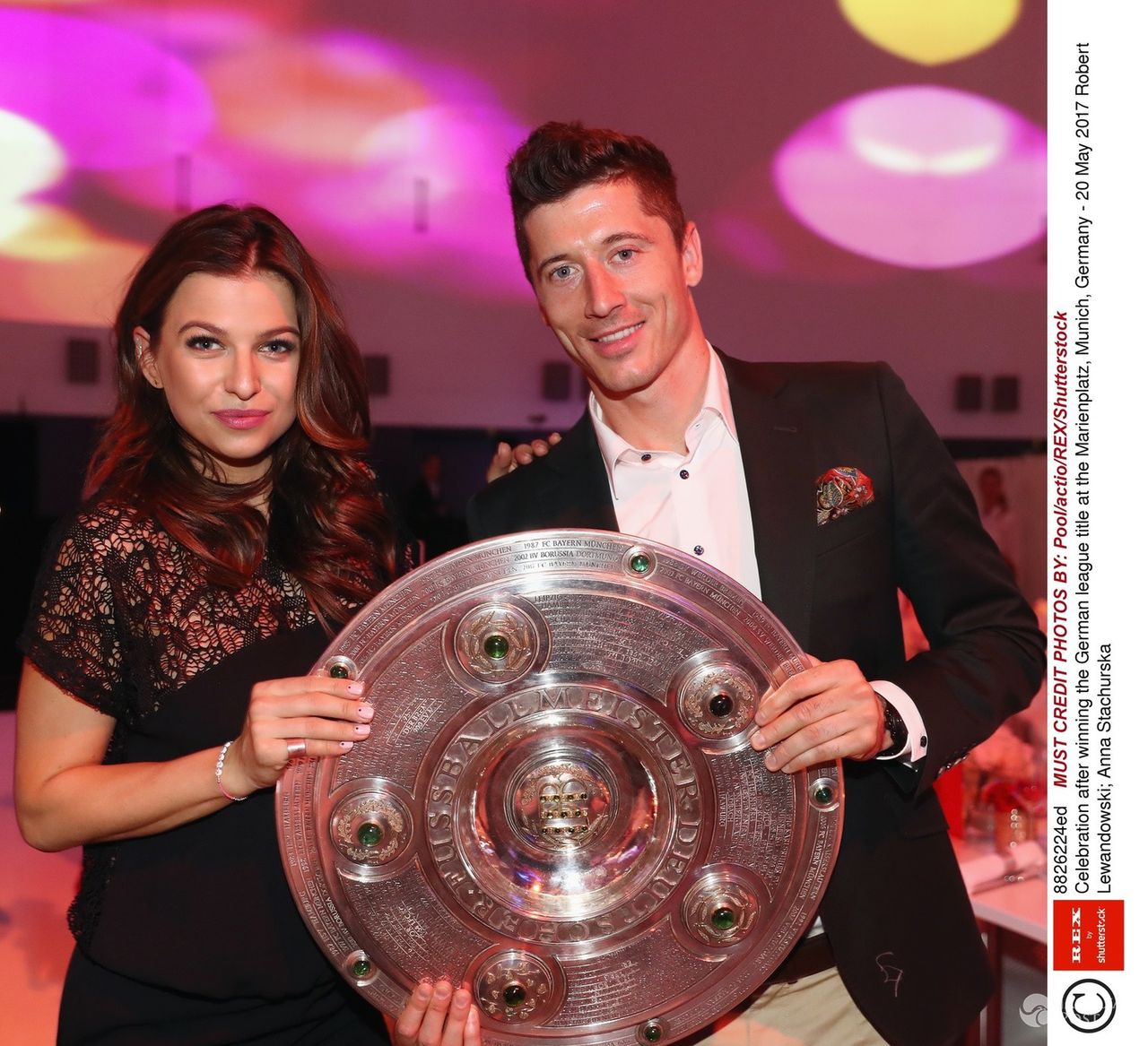 Anna i Robert Lewandowscy świętują sukces Bayern Monachium 2017