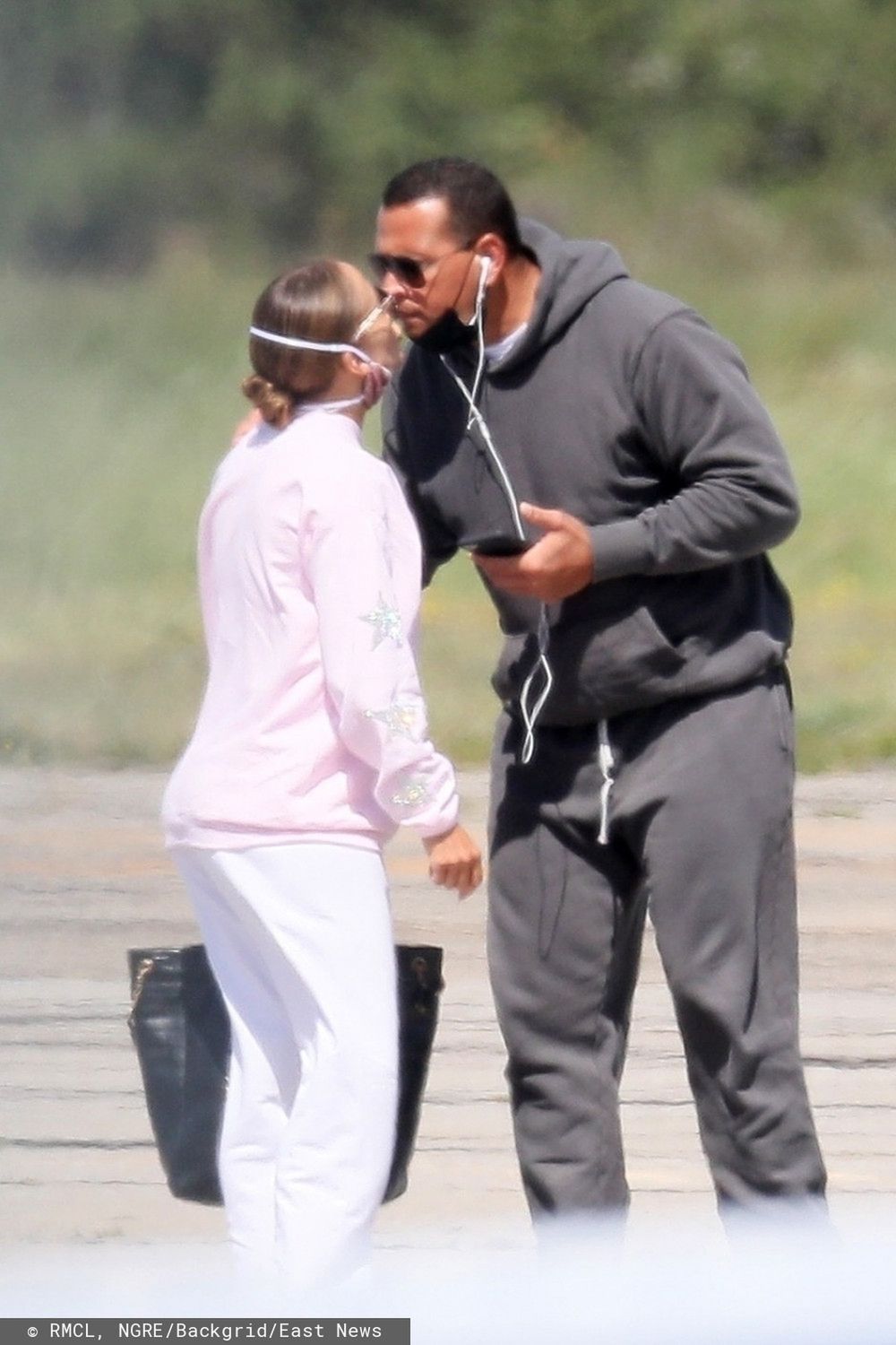 Jennifer Lopez i Alex Rodriguez na lotnisku w Nowy Jorku