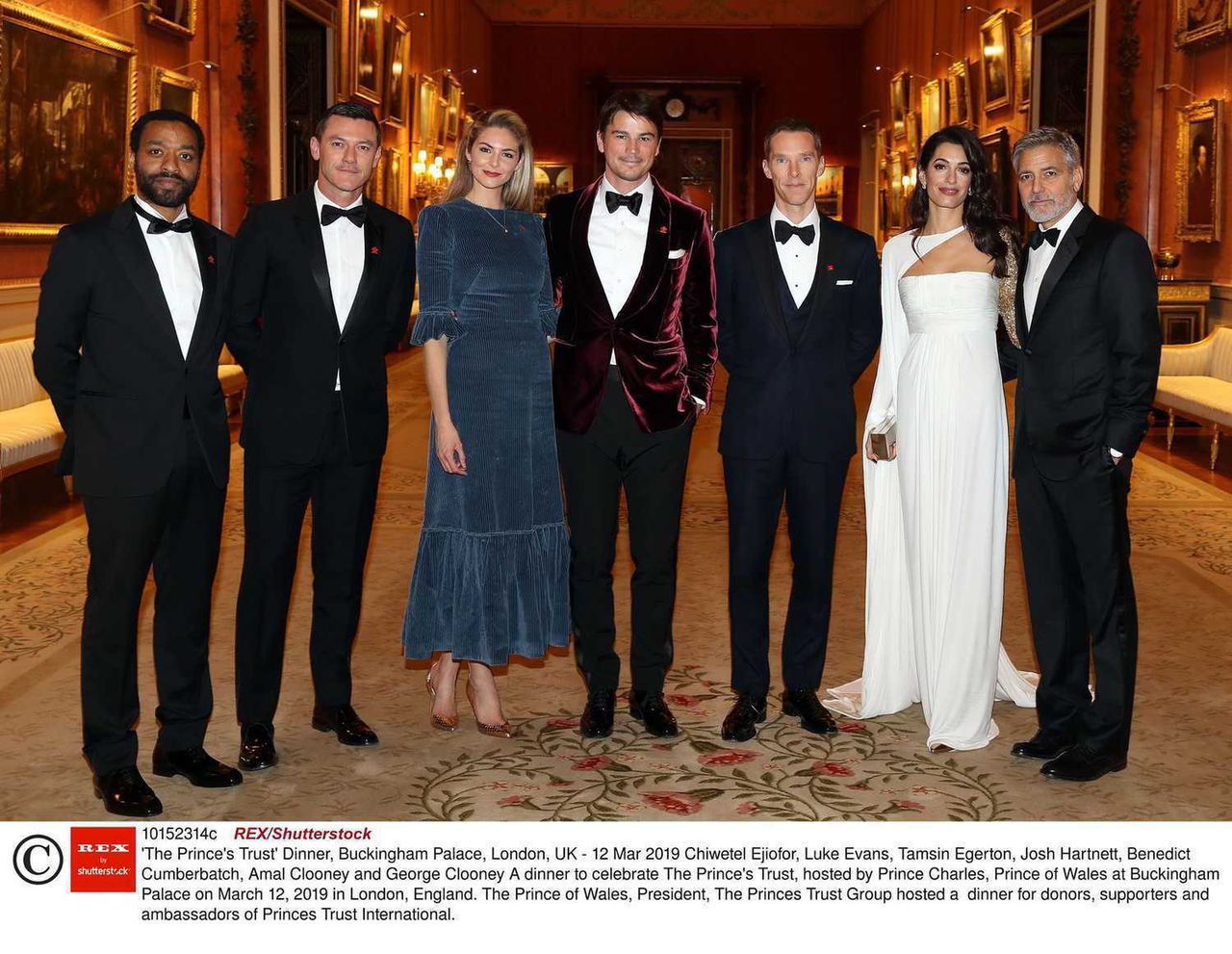 Amal Clooney i George Clooney na przyjęciu księcia Karola w pałacu Buckingham