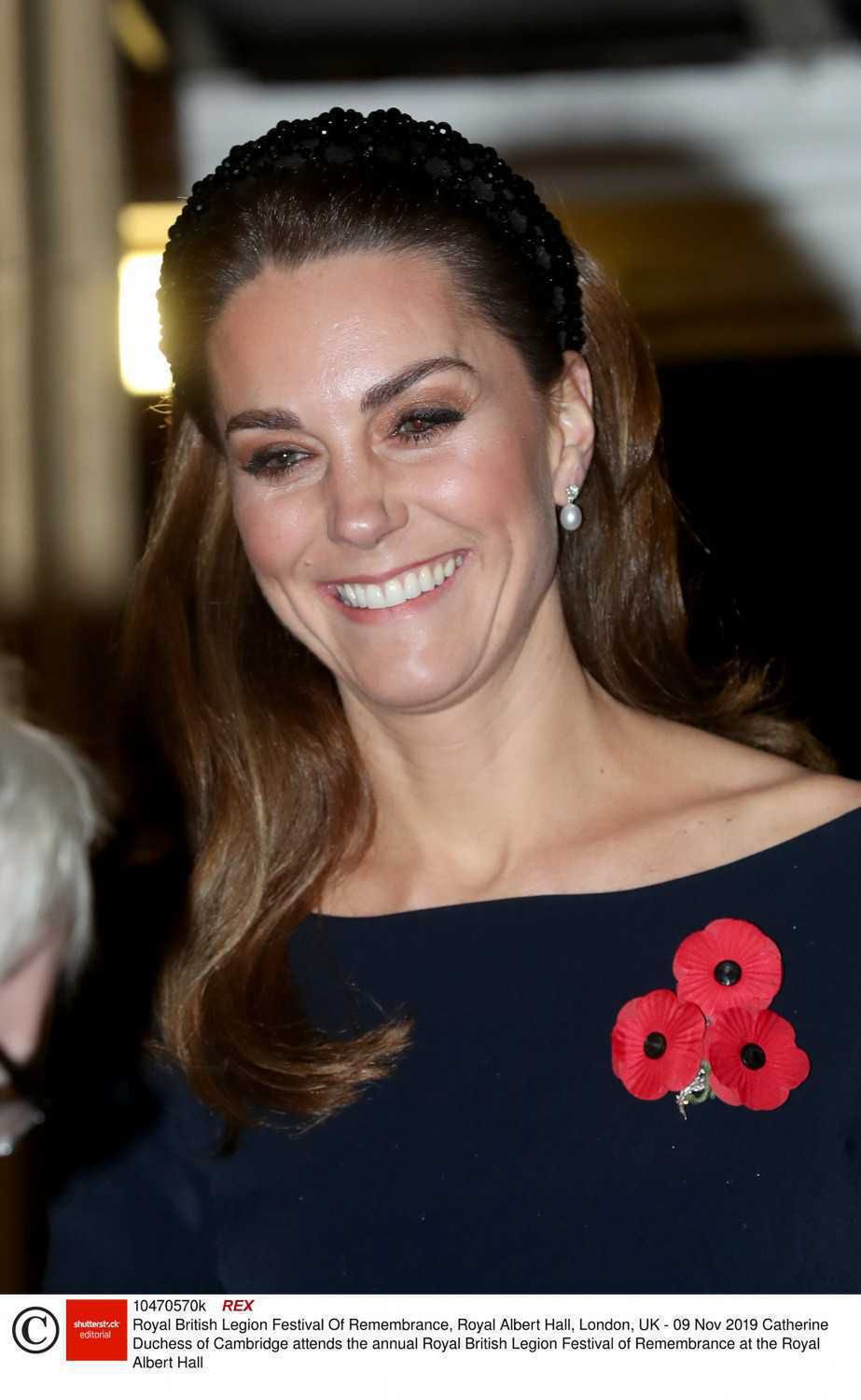 Księżna Kate ma opaskę z Zary