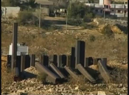 Na granicy Egipt - Strefa Gazy powstaje "ściana śmierci"