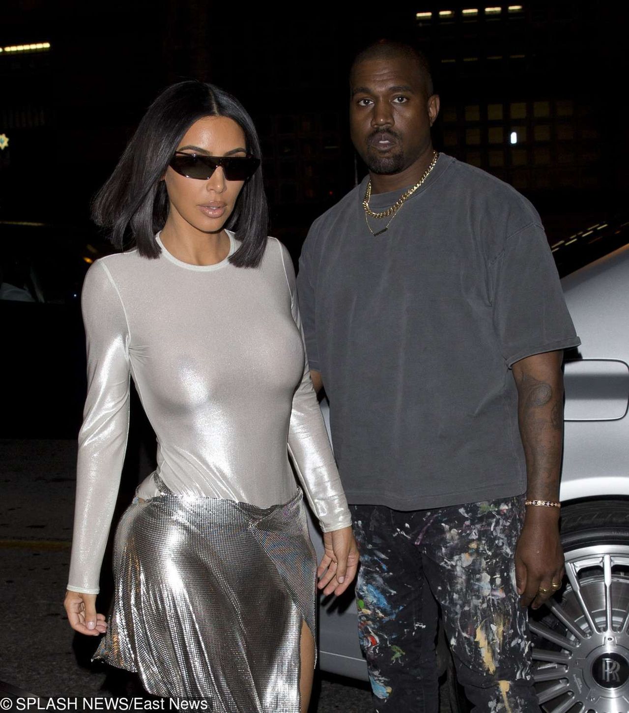 Kim Kardashian w krótkich włosach i bez stanika na kolacji z Kanye Westem