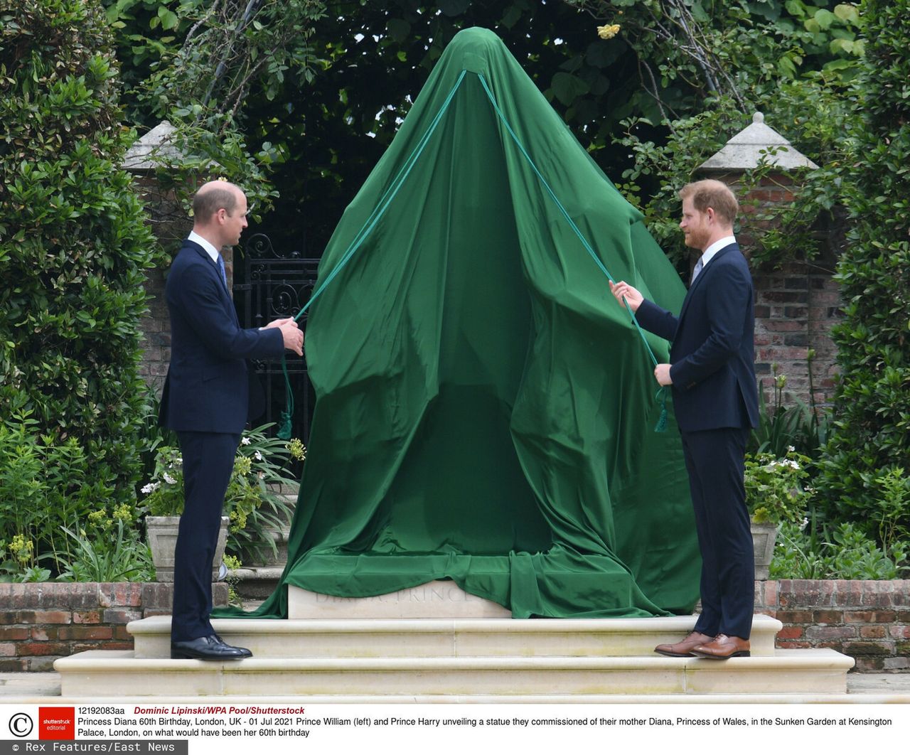 Książę William i książę Harry odsłonili pomnik upamiętniający księżną Dianę
