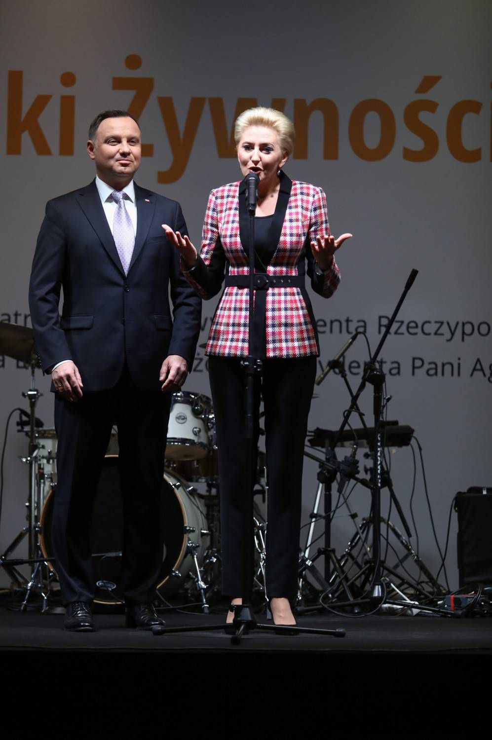 Agata Duda i Andrzej Duda na scenie - Gala Banków Żywności