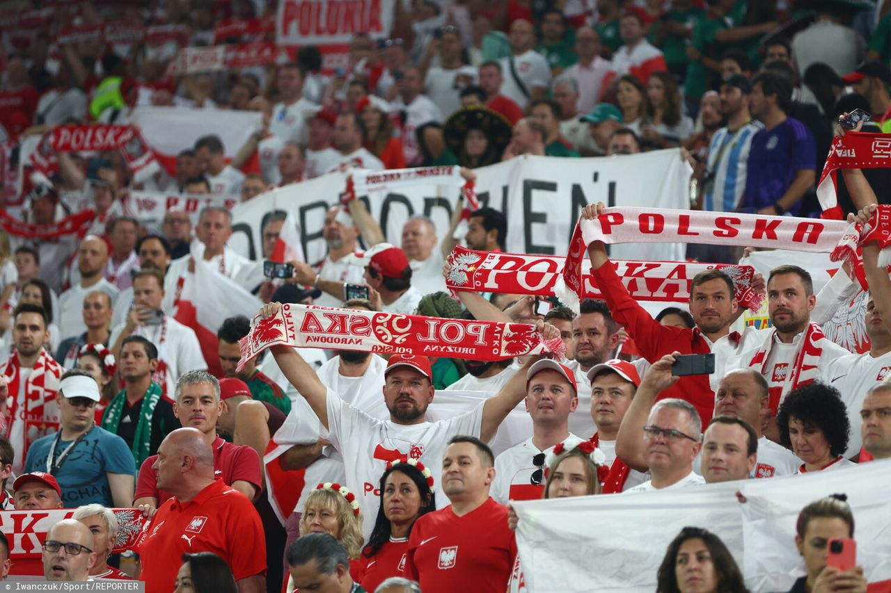 Polscy kibice na meczu z Meksykiem – Mundial 2022